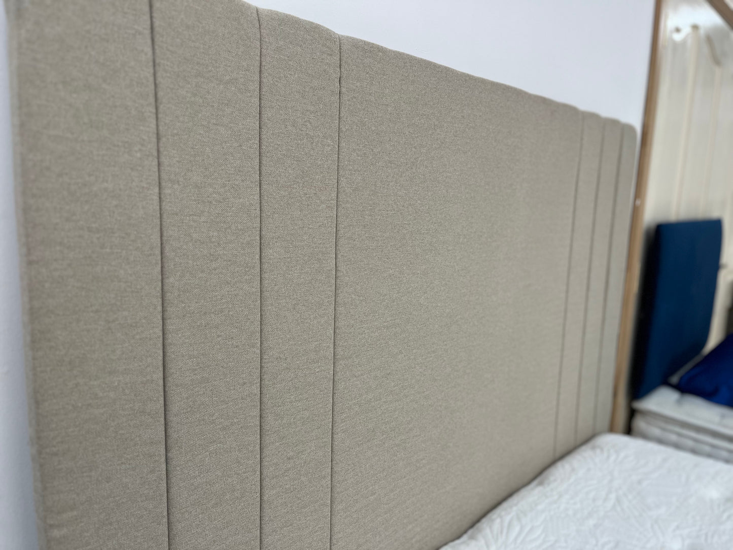 5 ft King size bed set in Cream