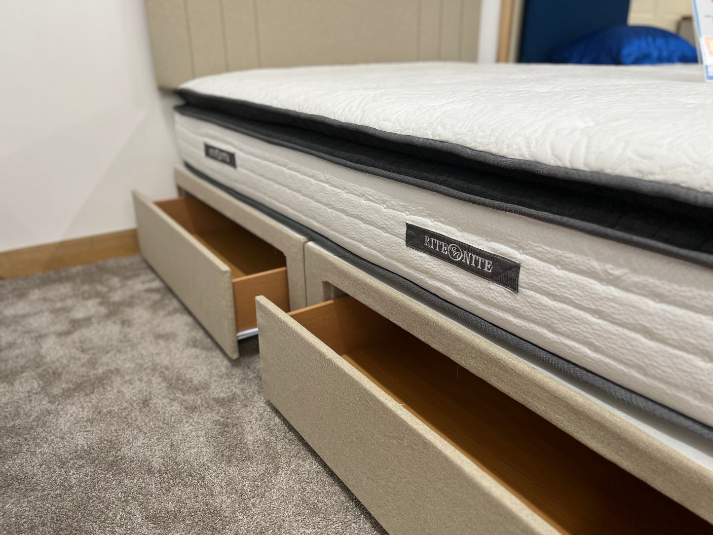 5 ft King size bed set in Cream