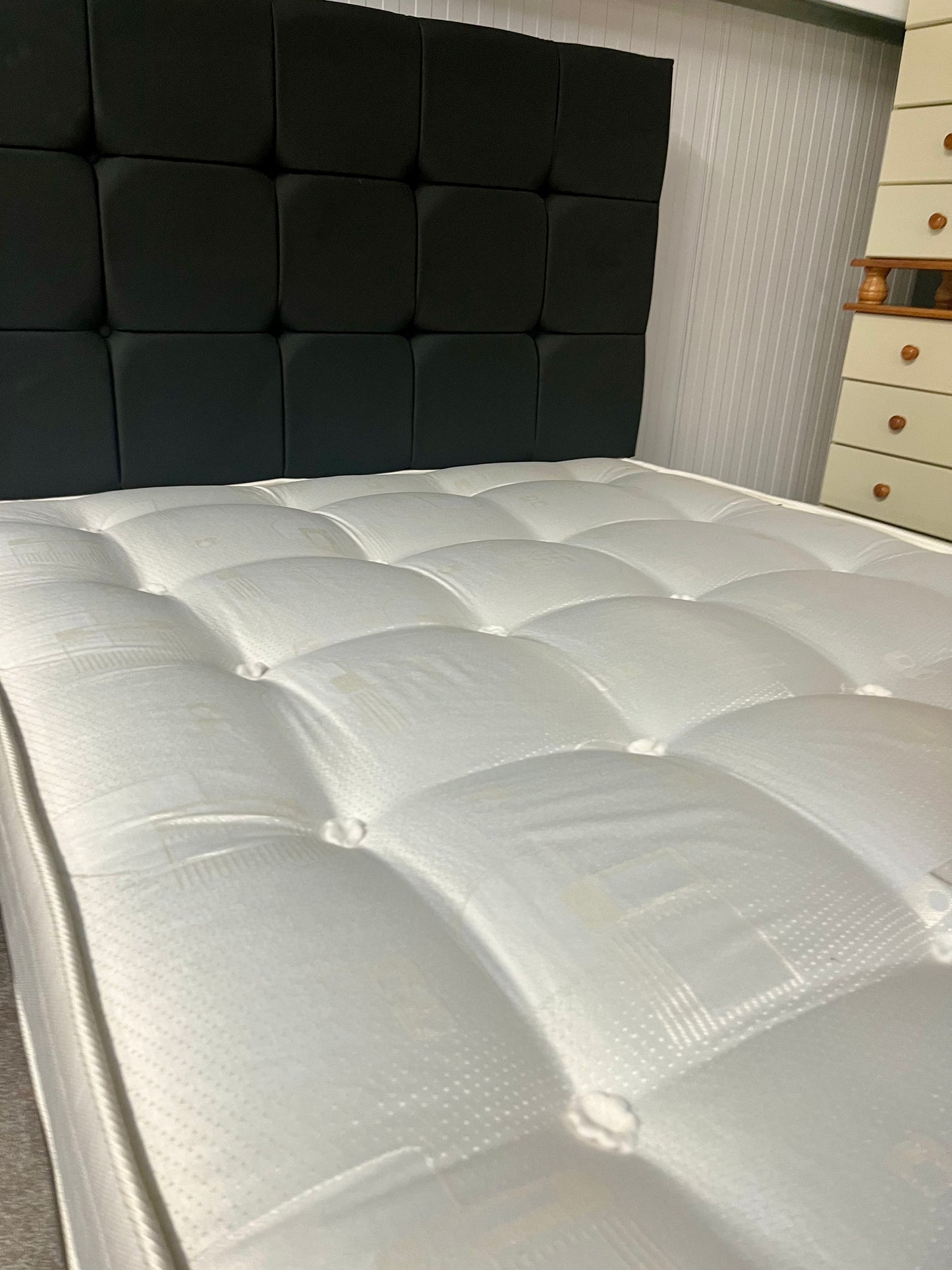 Double Complete Bed Set with Mattress