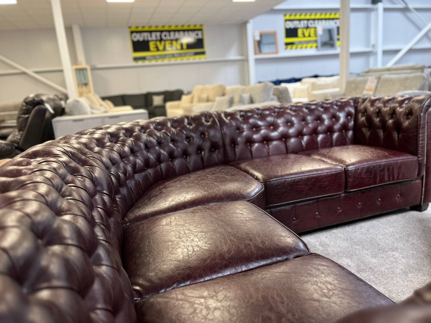 Chesterfield corner sofa with poof