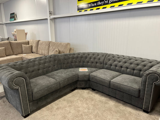 Chesterfield sofa in Grey